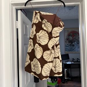 Abercrombie & Fitch Brown Strapless Dress with Cream Shell Print